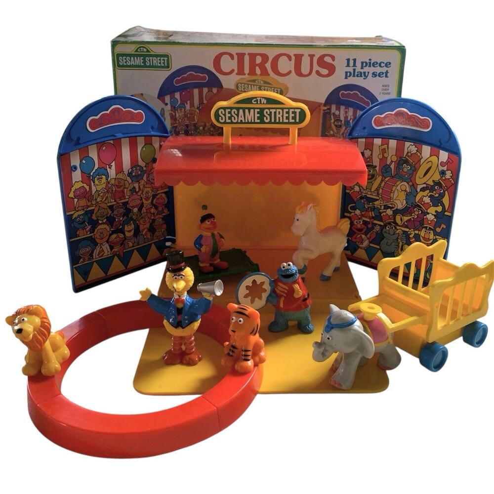 In Box Vintage 1993 TYCO Sesame Street Circus Playset 11 Piece Figurine Set